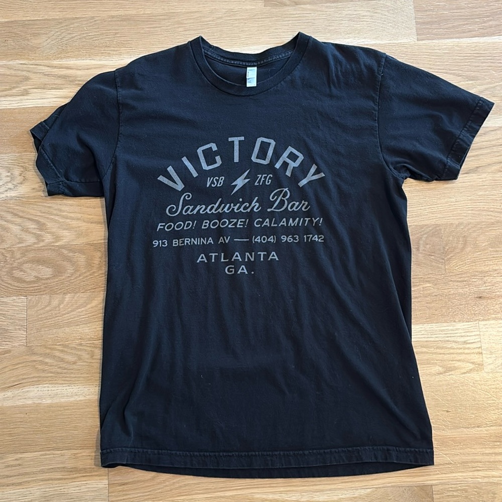 Victory graphic tshirt